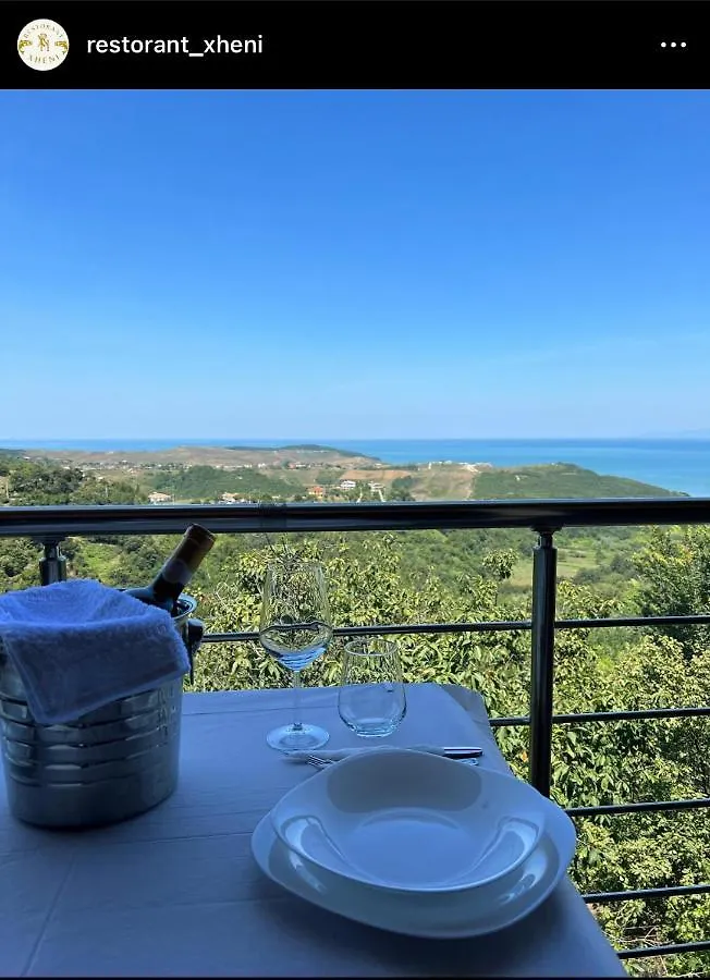 Restorant Hotel Xheni Draç Albanien