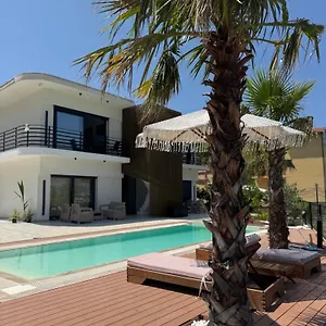 Hela Hotel